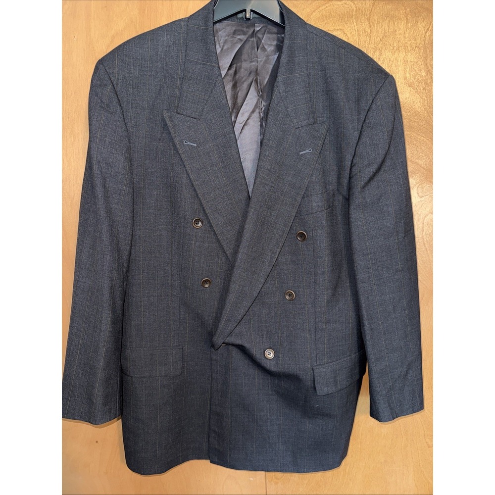 Stunning VTG Hugo Boss 6 Button Double Breasted Charcoal Stripe Suit 44R Germany